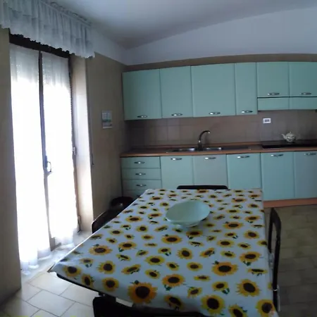 Apartment Flamingo 2 Ciro Marina